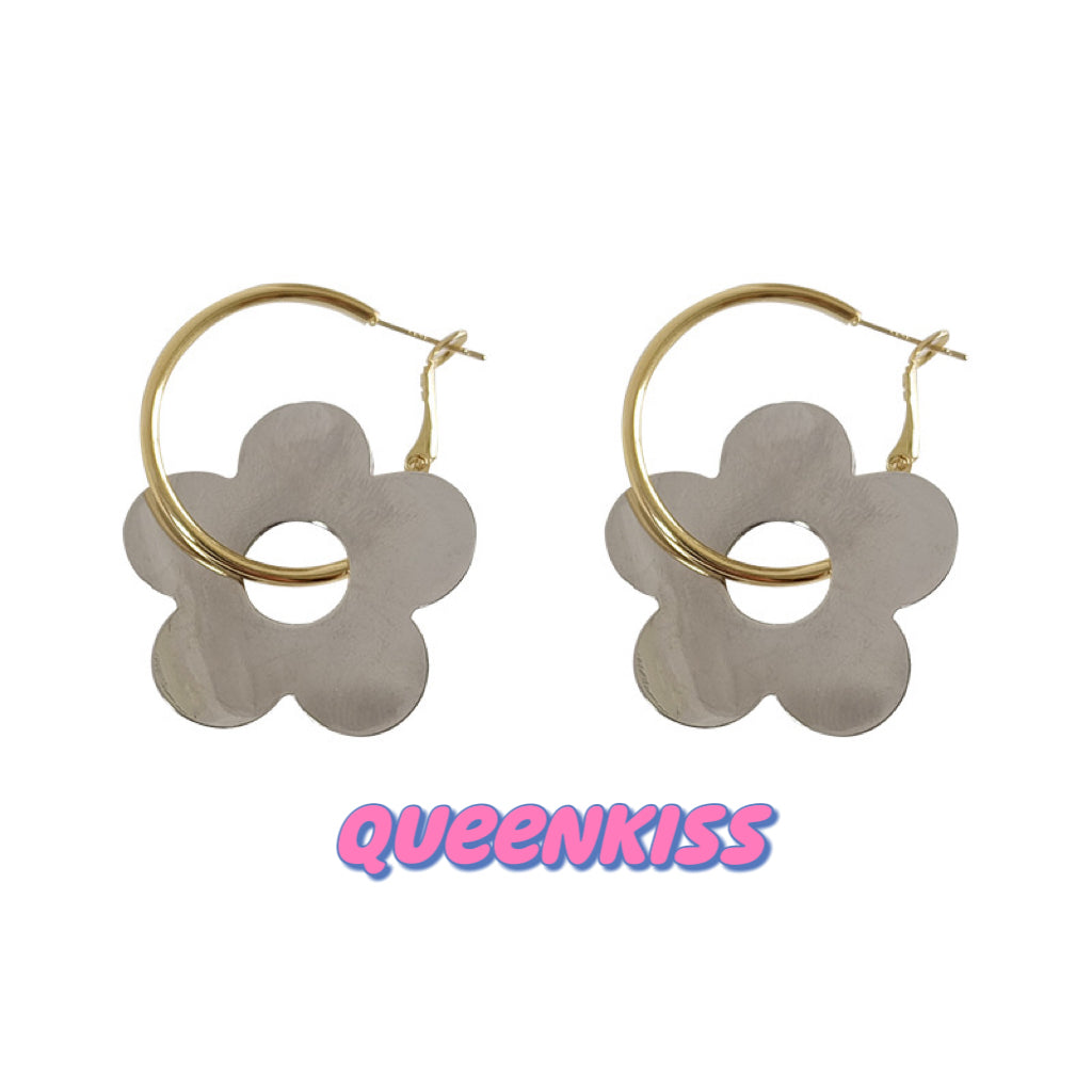 Stainless Steel Cute Adorable Flower Dangle Silver Earrings -- Big Flora!!