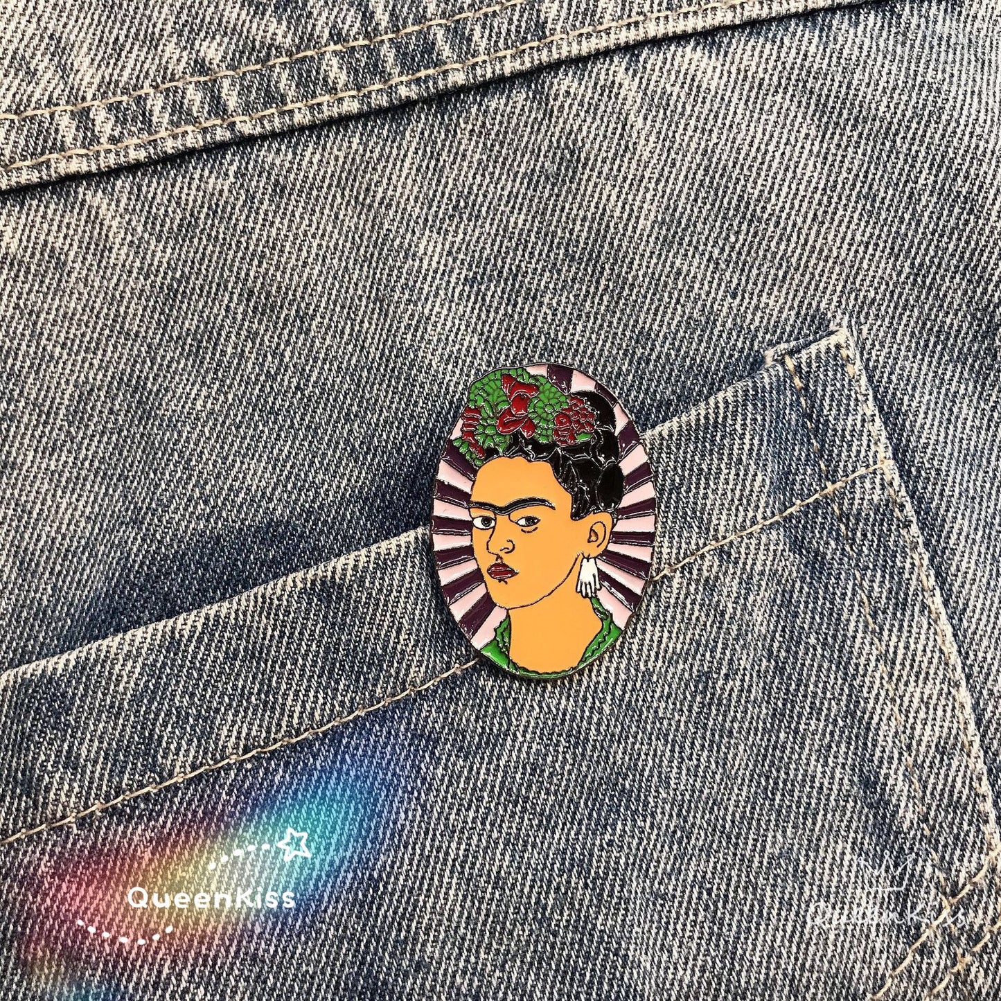 Frida Cool Brooches Newtown Icon Gift for Her, Mother, Kid, Sister, Good Friends