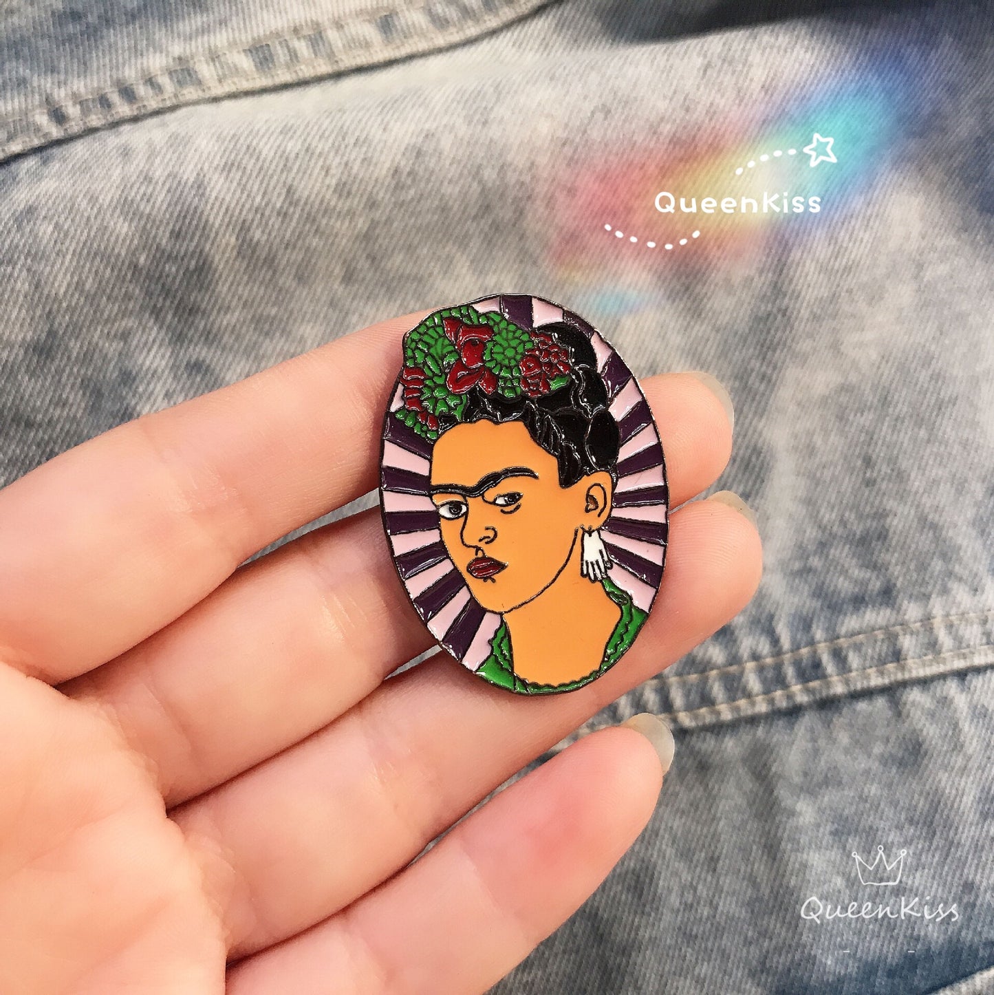 Frida Cool Brooches Newtown Icon Gift for Her, Mother, Kid, Sister, Good Friends