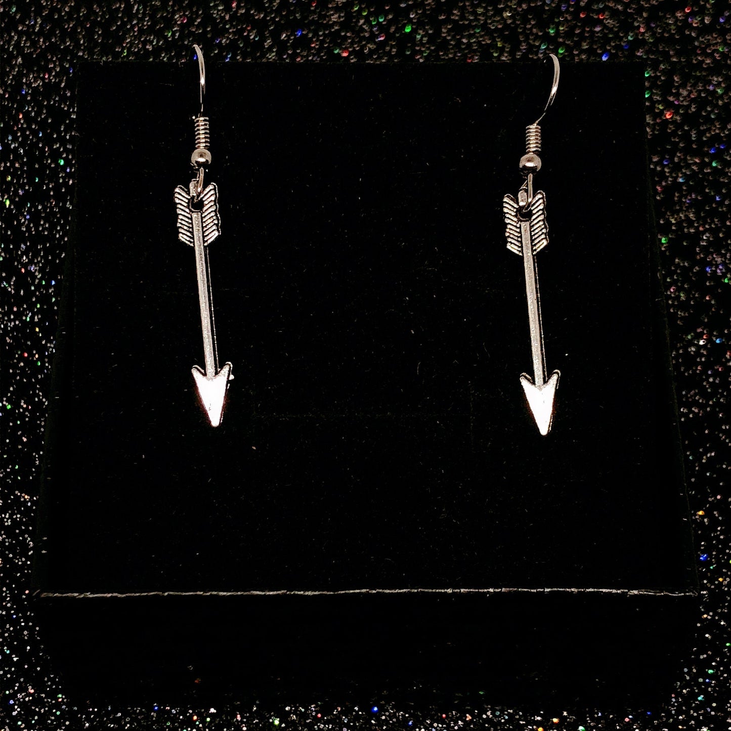 Sale!!! Cupid's Arrow Silver Earrings -- The arrow of Love!!