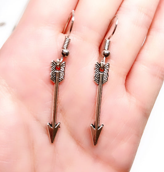 Sale!!! Cupid's Arrow Silver Earrings -- The arrow of Love!!