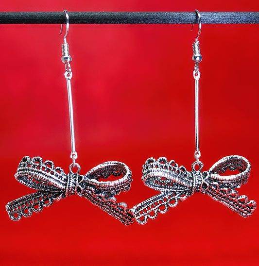 Lovely Bowknot Silver Earrings -- Butterfly Lovers!!