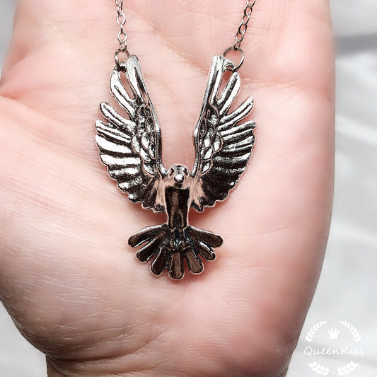 Flying Cool Eagle Silver Necklace -- Lonely Hero !!