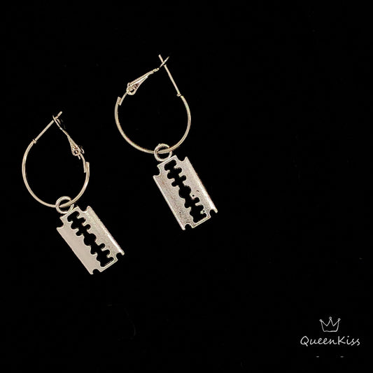 Circle and Blade Razor Silver Earrings -- Be Cool in the Downtown!!