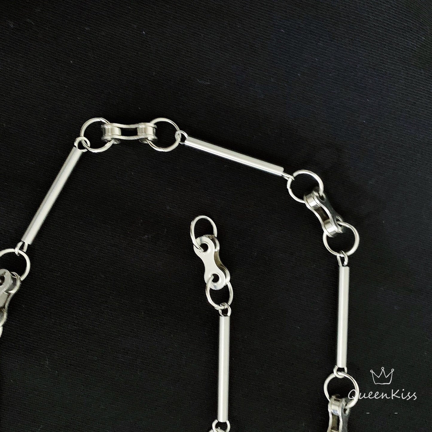 Funky Punk Stainless Steel Cool Circle Chains Silver Necklace -- Don't Lie to me!!