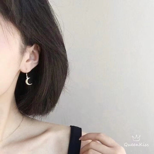 Minimalist Romantic Moon Silver Earrings --  My Dairy!!