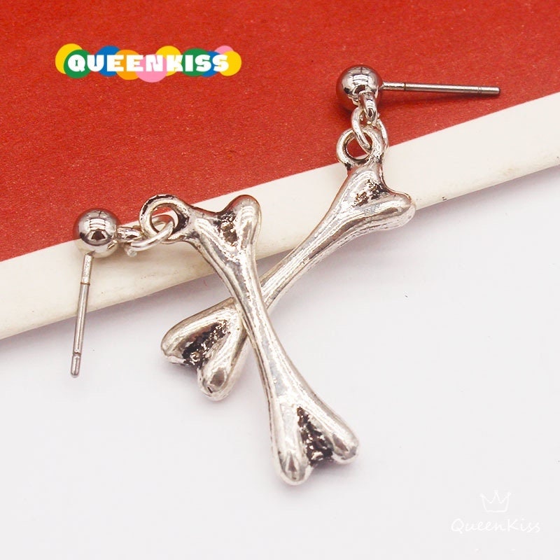 Gothic Dangle Earrings Skeleton Bone Creepy Goth Grunge Earrings