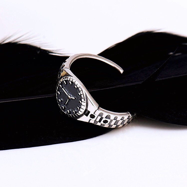 Vintage Quirky Cool Adjustable Silver Ring Clock -- Tik Tok Life