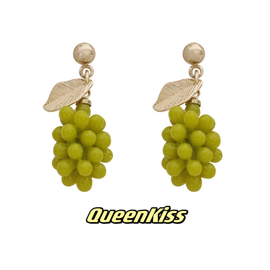 Cute Adorable Green Grapes Light Earrings -- Grape Time!!