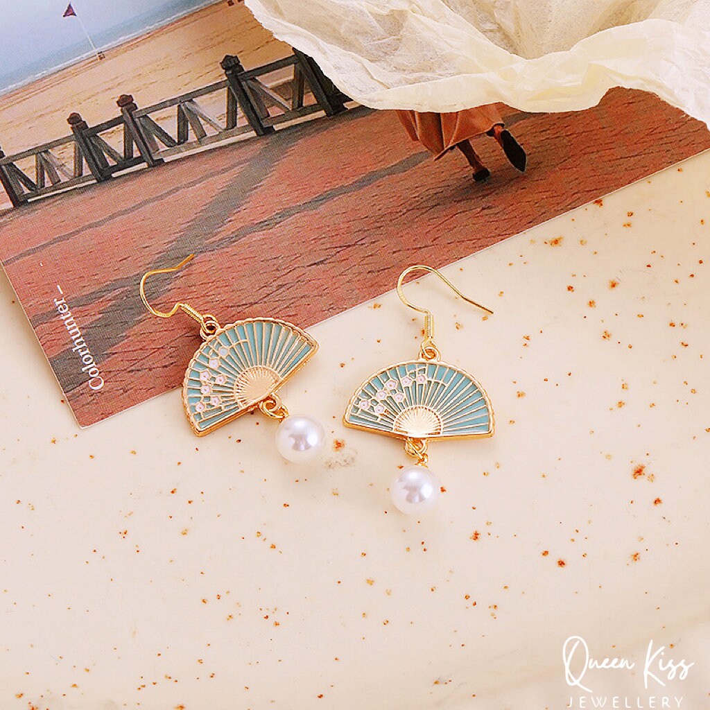 Super Cute Japanese Style Blue Japanese Fan and Pearl Earrings -- Nihon Ogi!!