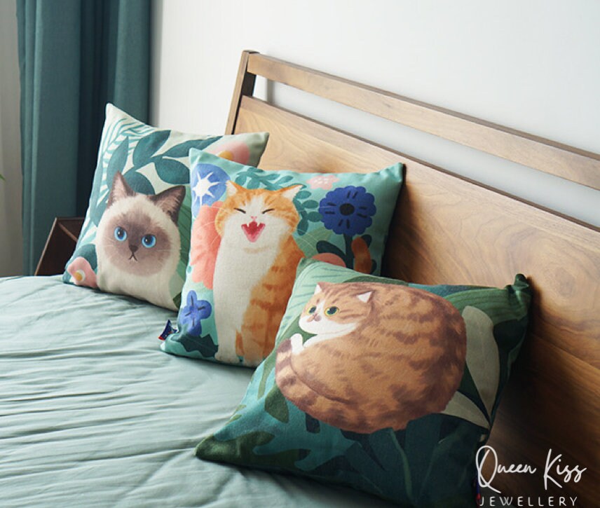 Mewji Cat Cushion Covers Premium Thick Quality 45cm x 45cm White Brown Siamese Ginger Cat Gift for her him Christmas Gift -- Meowy Moments