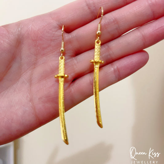Sword and Knight Antique Gold Earrings Dagger Medieval Weapon Geek Drop Dangle Gothic Grunge Claymore Earrings-- Glory and Love!!